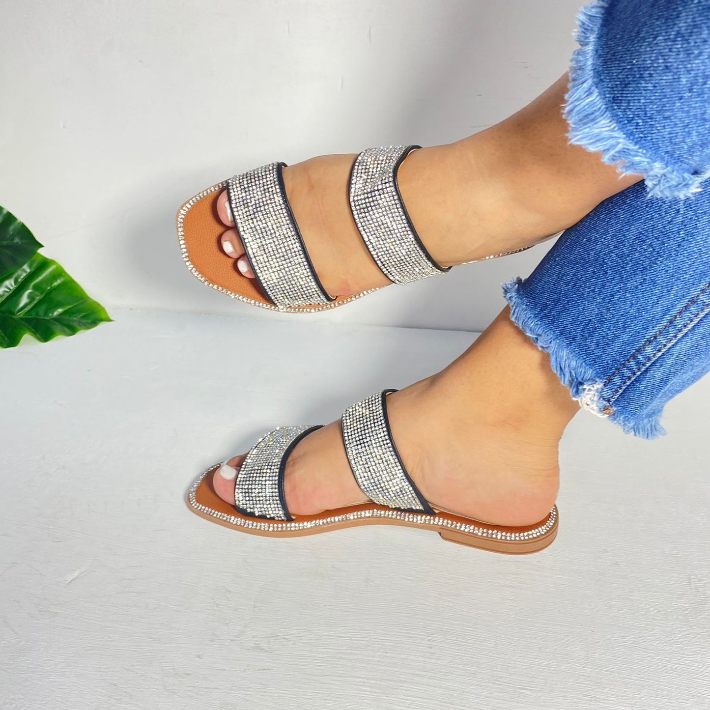 Sandalia Plana Ref. 215-N